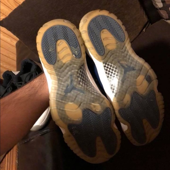 Retro 11 Georgetown - Picture 2 of 4